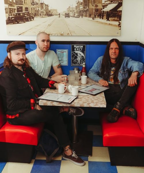 <strong>Canadian Rockers Autopilot Unleash Their Take on The Cure’s “In Between Days” with New Release</strong>