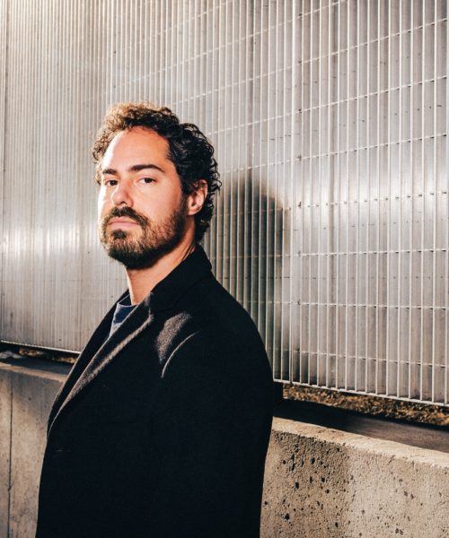 Dany Horovitz Rocks Out On “Don’t Look To Me”