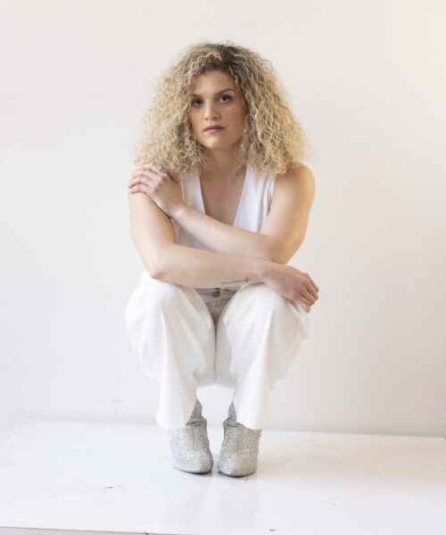 The Perks of No Longer Being a Wallflower: Singer-Songwriter Nancy Hope Gets in the Game With “Sidelines”