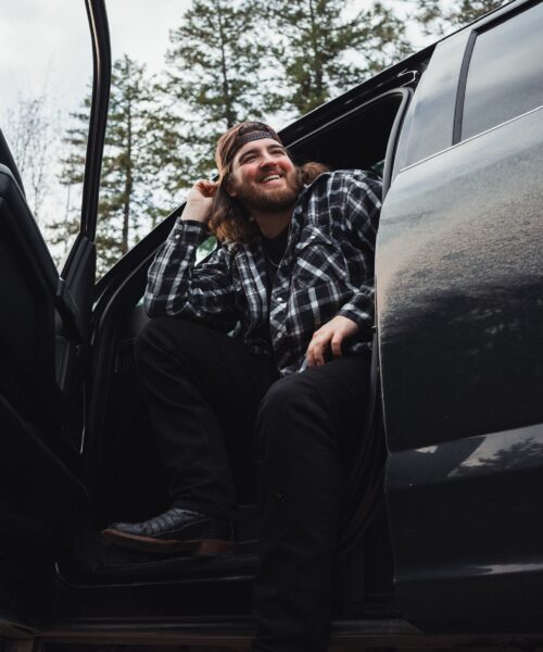 Dane Bateman Delivers Honest, Heartfelt Country With New Single ‘Whiskey Promises’