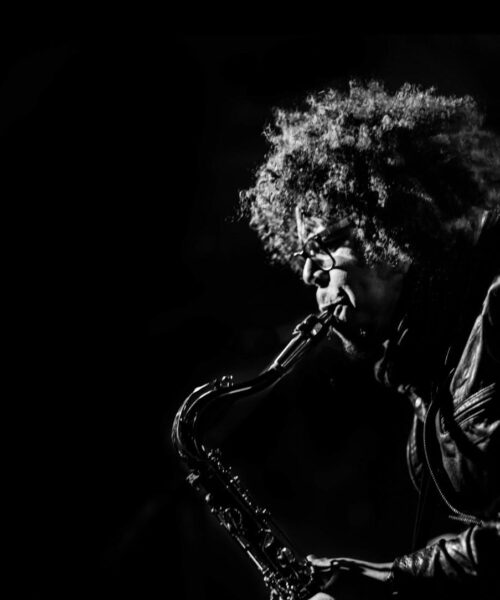 Singer//Songwriter/Sax Virtuoso And Multi-Instrumentalist JAKE CLEMONS Releases New Single “Stop The Wars”