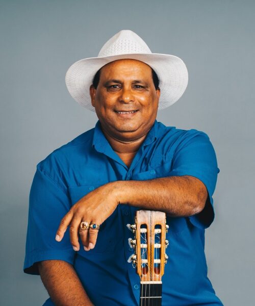 Cuban Roots, Canadian Home: Montuno Cubano Release Salsa and Bolero Son Gems “Tu Arete” and “Bendita Luz”