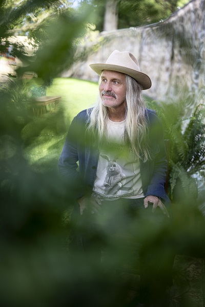 Steve Poltz Announces Extensive Canadian Tour For Spring 2026 Supporting New Album ‘Joyride’