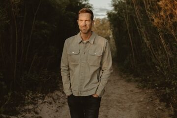 Singer-Songwriter Matthew Holtby Signs To Pacifirecords With His First Release Of The New Year “Pretending”