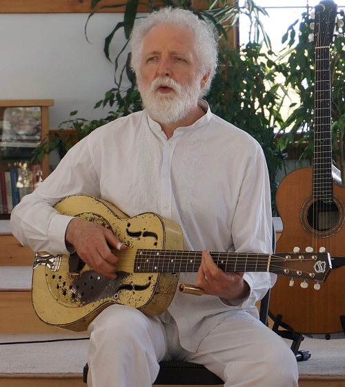 Canadian Folk Legend Ken Whiteley Releases His 37th Album ‘Keep Going’