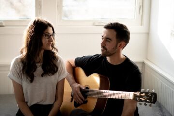 For Ernest Release Debut Album ‘Cinema,’ a Handcrafted Orchestral Folk Journey Through Grief, Healing, and the Quiet Work of Rebuilding