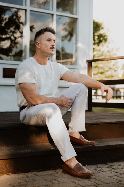 Niagara-On-The-Lake Alt-Folk Rocker Ryan Bissell Releases Debut Single “Get Up Get Ready”