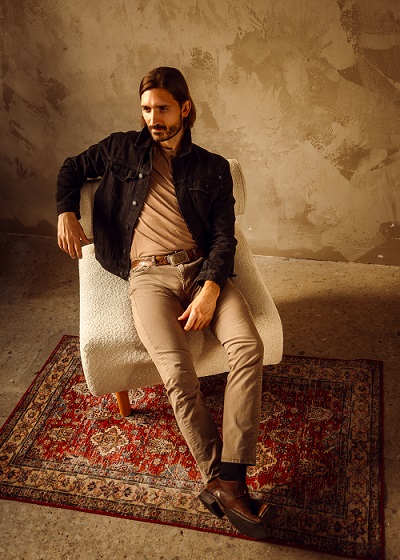 Toronto Folk Rocker Deadly Alfano Carves Out a Sanctuary of Red Clay and Renaissance Spirit on New Single “Shelter”